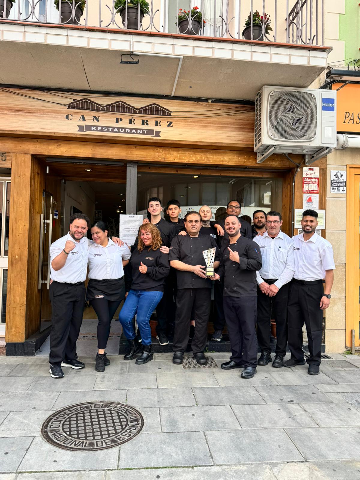 Equipo de Can Pérez con el Tenedor de Oro 2025