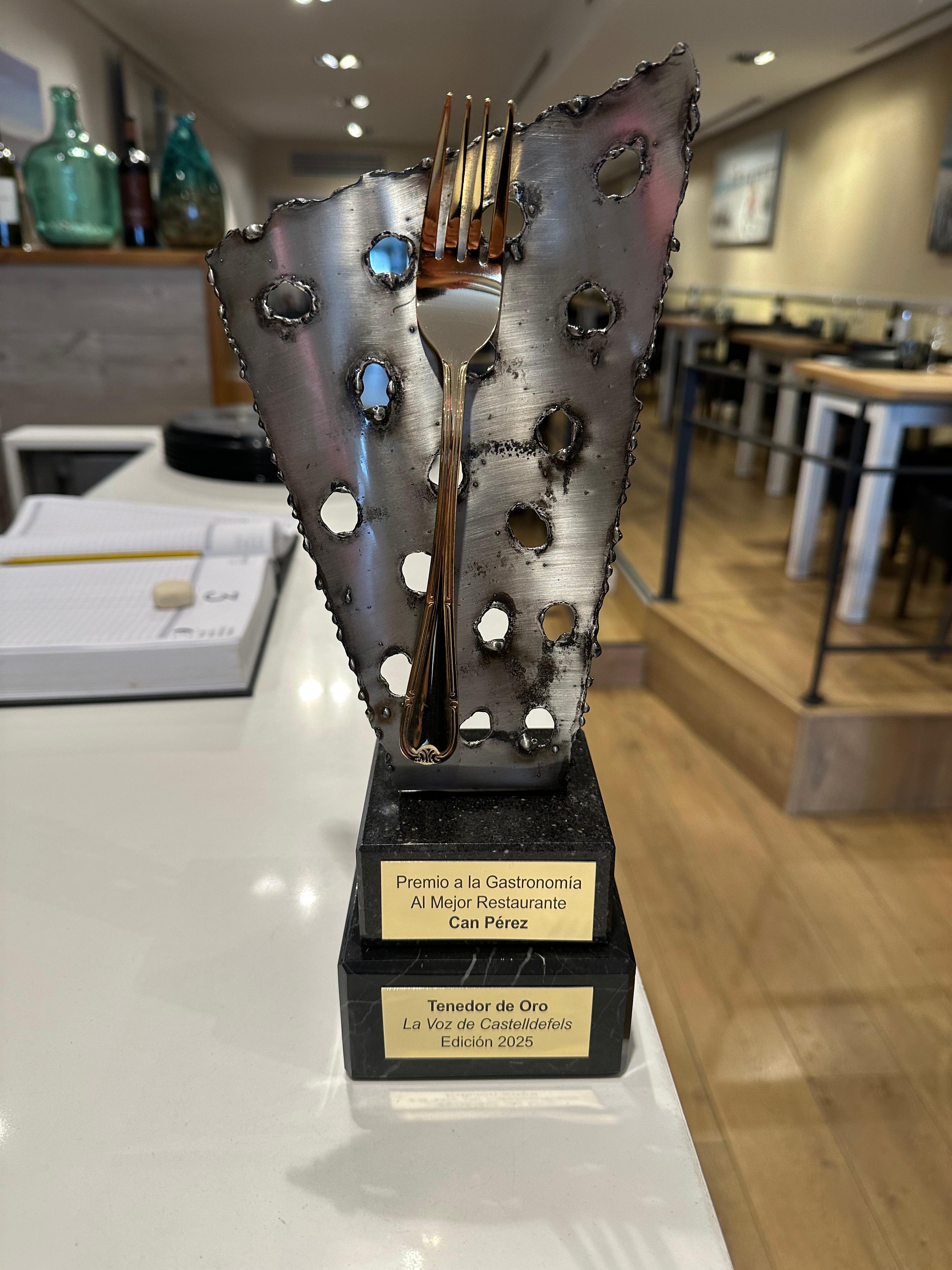 Trofeo Tenedor de Oro 2025 - Mejor Restaurante Can Pérez